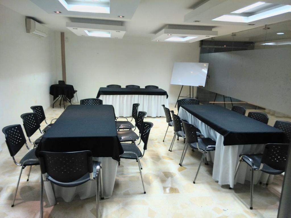 Hotel Alessio Bucaramanga Buitenkant foto
