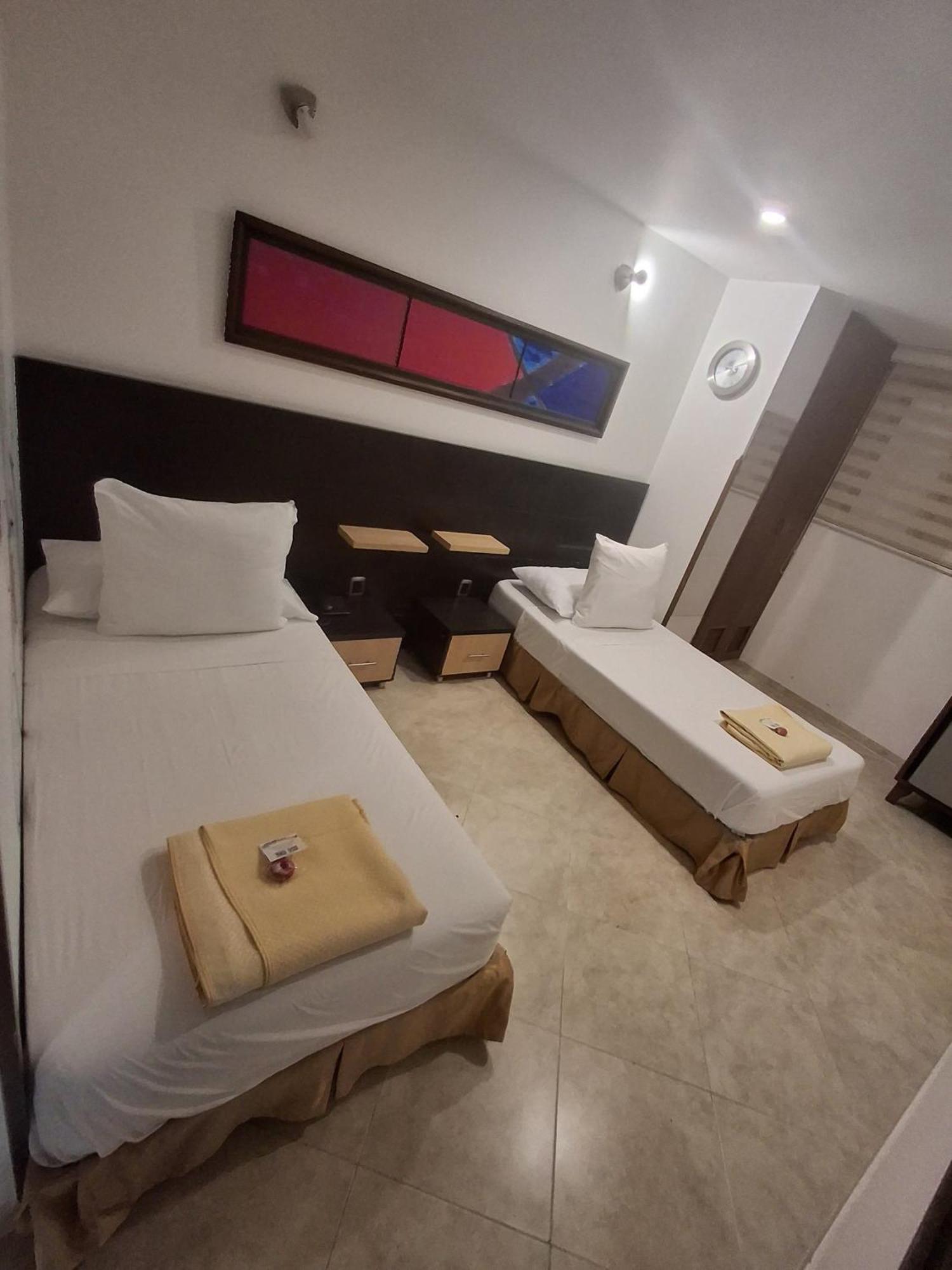 Hotel Alessio Bucaramanga Buitenkant foto